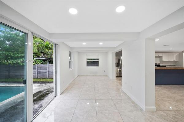 Realty Securities Corporation, 2812 SW 38th Ct, Miami, Florida 33134, image 2