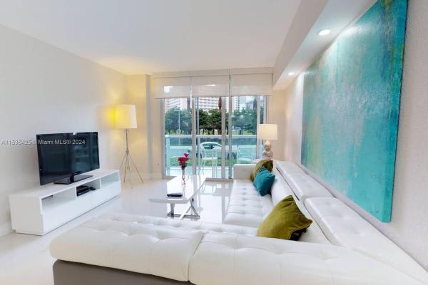 Ocean Reserve, 19370 Collins Ave #123, Sunny Isles Beach, Florida 33160, image 1