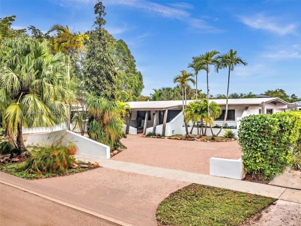 Venetian Keystone Point, 12945 Ixora Rd, North Miami, Florida 33181, image 1