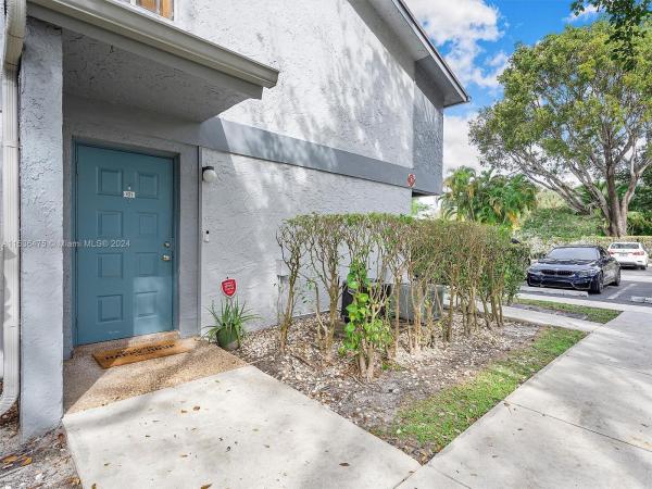 The Lakes Of Oakland Forest, 2769 S Oakland Forest Dr #101, Oakland Park, Florida 33309, image 2