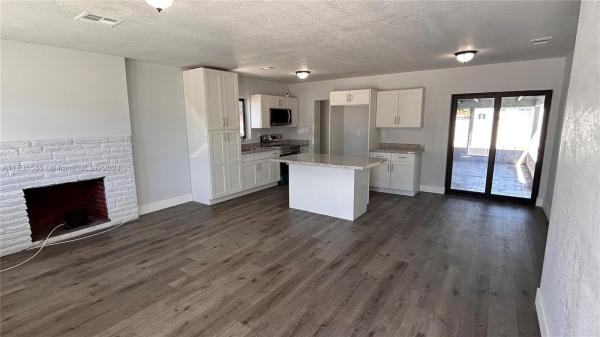 Jai Alai Heights, 250 E 56th St, Hialeah, Florida 33013, image 2