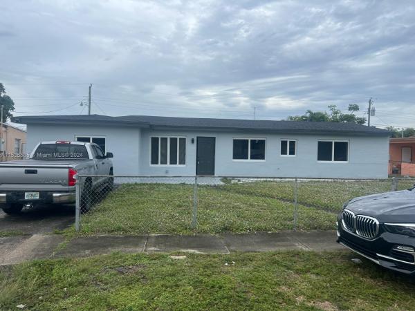 High House, 3051 NW 184th St, Miami Gardens, Florida 33056, image 1