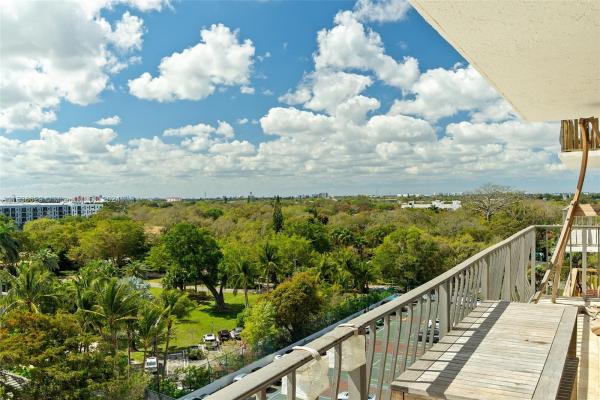 The Palm Bay Yacht Club, 780 NE 69th St #807, Miami, Florida 33138, image 2