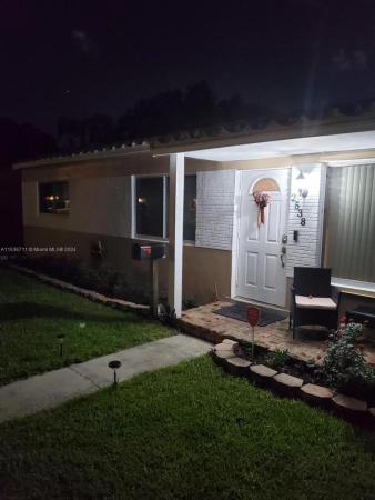 Hollywood Park, 2538 Coolidge St, Hollywood, Florida 33020, image 2