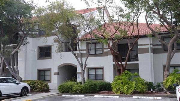 Hollywood Parc, 650 S Park Rd #13-5, Hollywood, Florida 33021, image 1