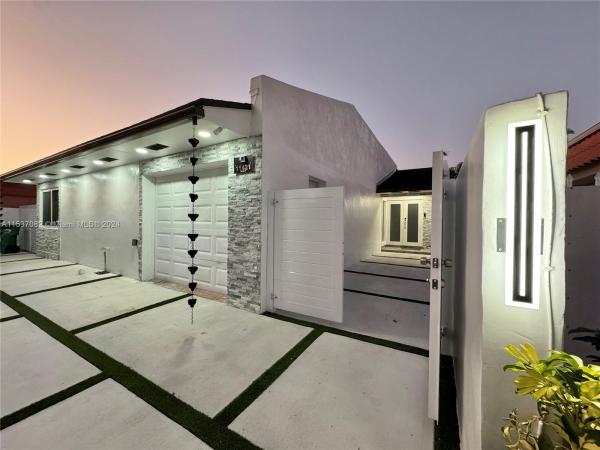 Coral Highlands, 11421 SW 84th St, Kendall, Florida 33173, image 1