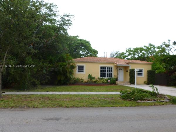 Melville Terrace, 860 NE 123rd St, North Miami, Florida 33161, image 1