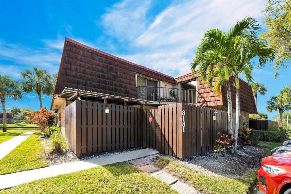 The Lakes At Boca Rio, 8181 Boca Rio Dr, Boca Raton, Florida 33433, image 3