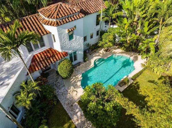 Coral Gables Country Club, 2418 Country Club Prado, Coral Gables, Florida 33134, image 3