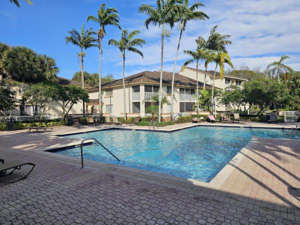 The Sterling Villages Of Palm Beach Lakes, 4203 Glenmoor Dr #4203, West Palm Beach, Florida 33409, image 1