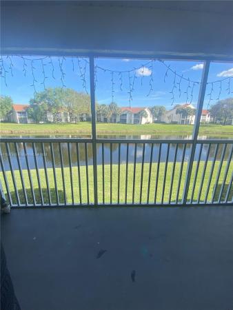 The Sterling Villages Of Palm Beach Lakes, 4203 Glenmoor Dr, West Palm Beach, Florida 33409, image 3