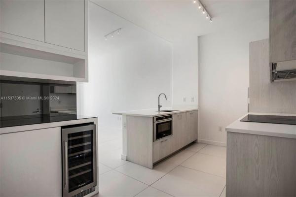 Paraiso Bayviews, 501 NE 31st St #204, Miami, Florida 33137, image 1