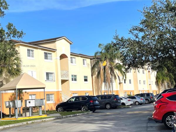 Lakewood At Emerald Hills, 3690 N 56th Ave #916, Hollywood, Florida 33021, image 1