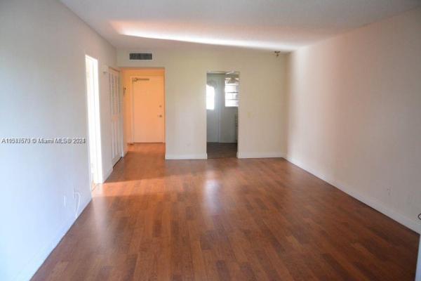 Arrowhead, 2461 SW 82nd Ave #304, Davie, Florida 33324, image 2