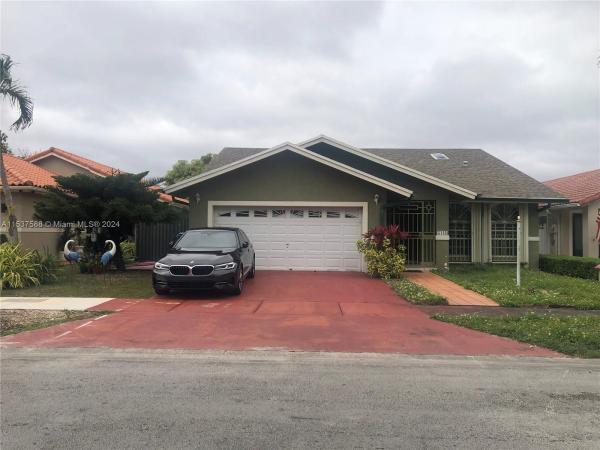 Bird Lakes South, 5448 SW 142nd Pl, Kendale Lakes, Florida 33175, image 3