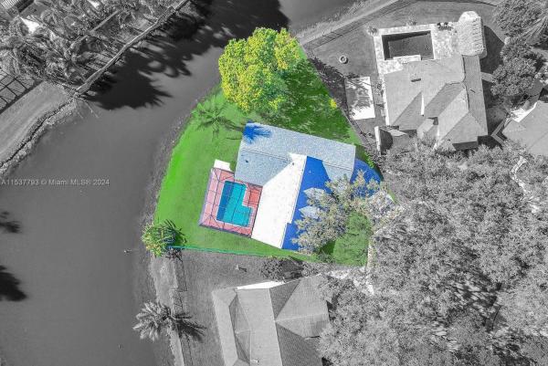 Country Address, 8750 SW 57th Pl, Cooper City, Florida 33328, image 2