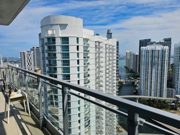 The Ivy At Riverfront, 90 SW 3rd St #3903, Miami, Florida 33130, image 3