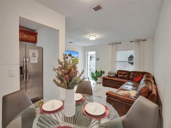 Biscayne River Gardens, 2541 NW 153rd St, Miami Gardens, Florida 33054, image 2