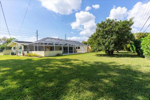 Herman Heights, 7545 SW 140th St, Palmetto Bay, Florida 33158, image 3
