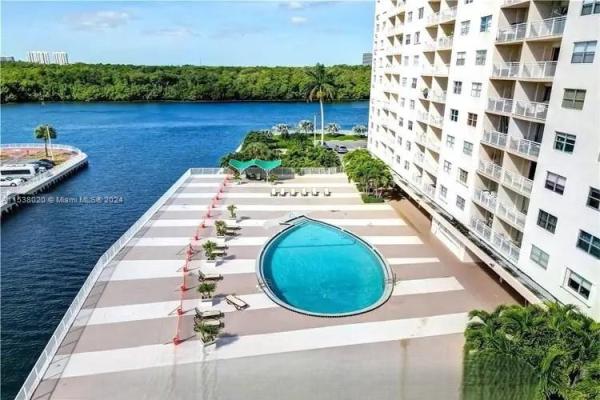 Coastal Towers, 400 Kings Point Dr #1221, Sunny Isles Beach, Florida 33160, image 3