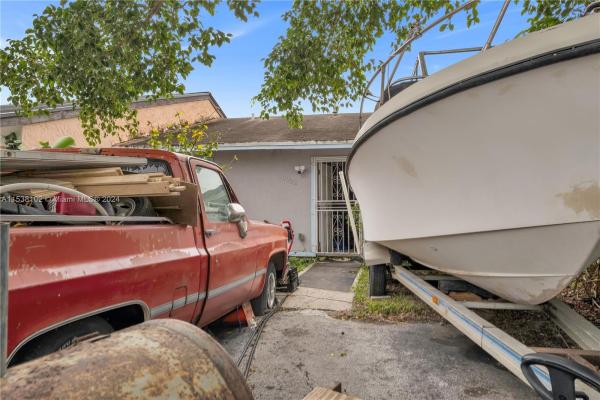 Kings Gardens, 18902 NW 46th Ave #18902, Miami Gardens, Florida 33055, image 3