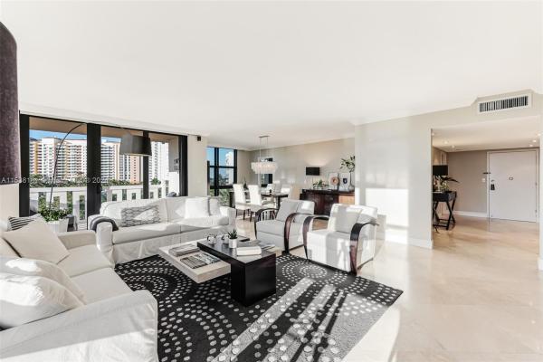 Towers Of Key Biscayne, 1121 Crandon Blvd #E401, Key Biscayne, Florida 33149, image 3