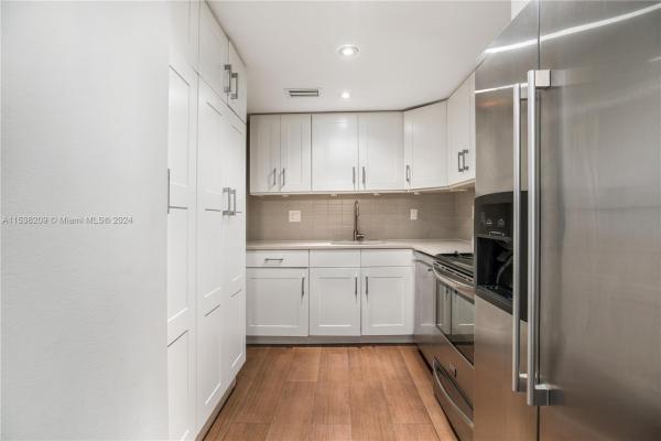 Brickell 25, 145 SE 25th Rd #501, Miami, Florida 33129, image 2