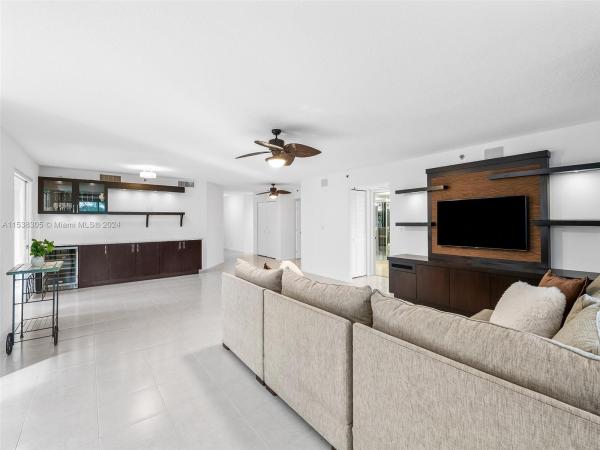Imperial At Promenade, 7579 Imperial Dr #201, Boca Raton, Florida 33433, image 3