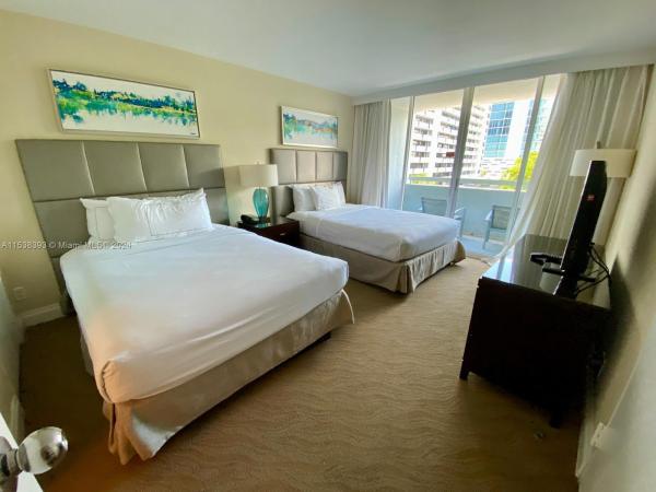 Gallery One, 2670 E Sunrise Blvd #309, Fort Lauderdale, Florida 33304, image 1
