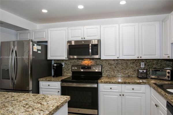 Villa Dorada, 20301 NE 30th Ave #224-5, Aventura, Florida 33180, image 2