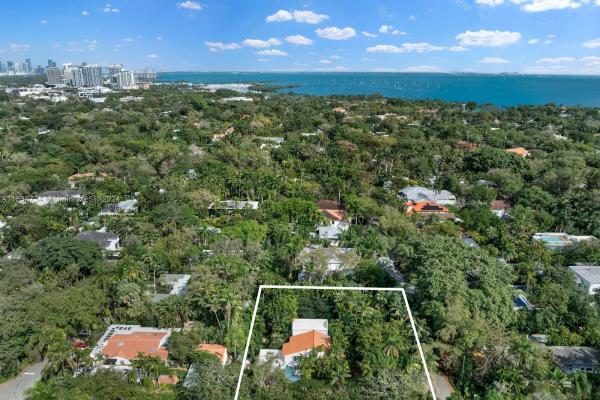 Coconut Grove Park, 3685 Royal Palm Ave, Miami, Florida 33133, image 1