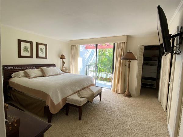 Grapetree Townhouses Of Key Biscayne, 425 Grapetree Dr #211, Key Biscayne, Florida 33149, image 3