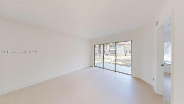 Parc Vista, 14013 SW 91st Ter, Kendall, Florida 33186, image 3