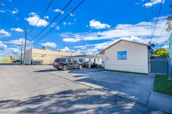 Miami No HOA, 1971 NW 24th Ct, Miami, Florida 33125, image 1