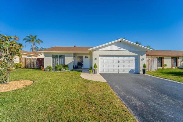 Royal Palm Pointe, 9841 NW 24th St, Coral Springs, Florida 33065, image 1