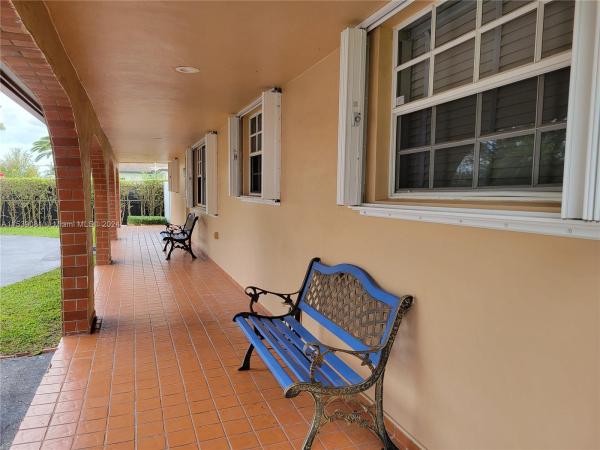 Coral Gardens, 2760 SW 92nd Ct, Westchester, Florida 33165, image 2