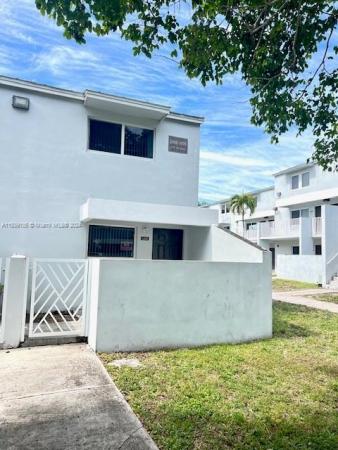 Town Park Plaza, 1975 NW 5th Pl #436, Miami, Florida 33136, image 2