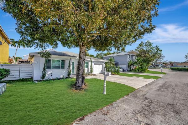 Stoneybrook At Country Walk, 14519 SW 139th Ave Cir E, Country Walk, Florida 33186, image 3