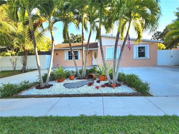 Eureka Manor, 12240 SW 187th St, South Miami Heights, Florida 33177, image 1