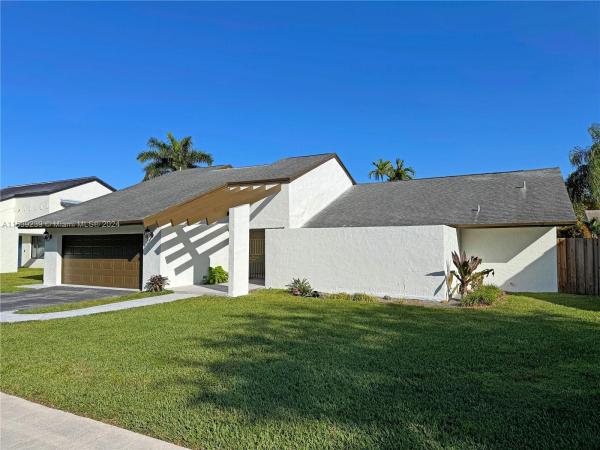 Habitat Estates, 12261 SW 96th St, The Crossings, Florida 33186, image 1