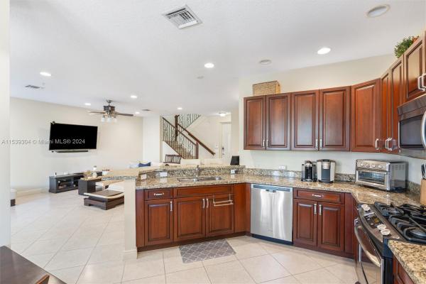 Villa Alhambra, 2925 NW 126th Ave #101-1, Sunrise, Florida 33323, image 3
