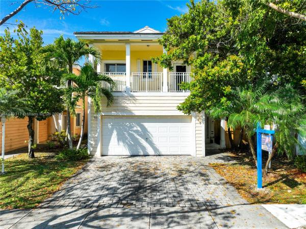 Emilios Place At Oasis, 3449 NE 4th St, Homestead, Florida 33033, image 1