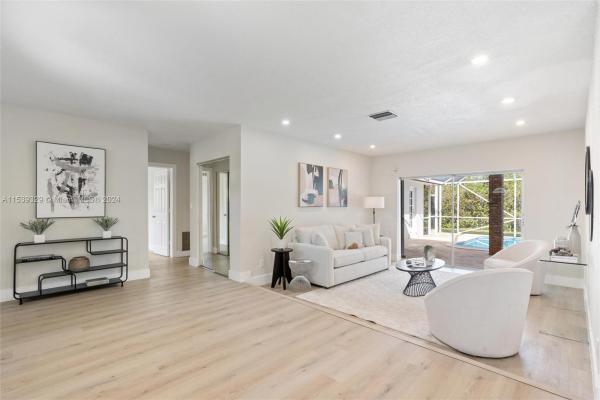 Mirror Lake Estates, 7451 NW 10th Ct, Plantation, Florida 33313, image 3