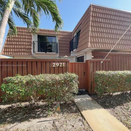 Waterford Courtyards At Crystal Lakes North, 2921 N Waterford Dr N #1, Deerfield Beach, Florida 33442, image 1