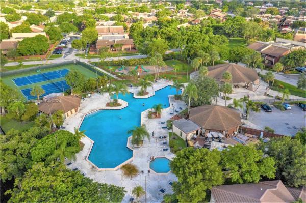 Atriums At Snapper Village, 6666 SW 115th Ct #309, Kendall, Florida 33173, image 2