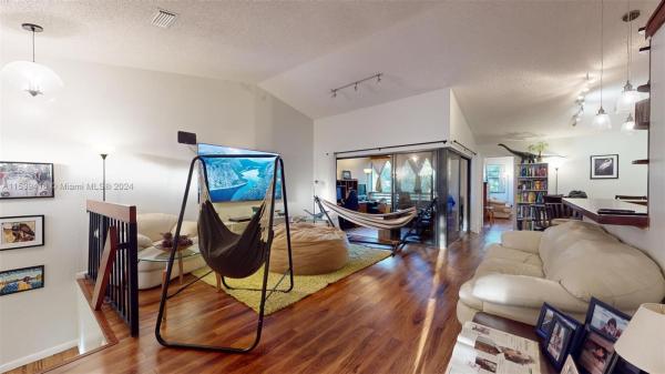 Mediterranea, 337 Ives Dairy Rd #337-05, Ives Estates, Florida 33179, image 3