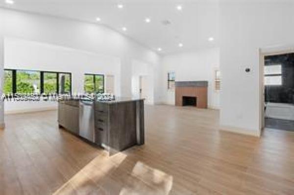 Shadowlawn, 4605 N Miami Ave, Miami, Florida 33127, image 3