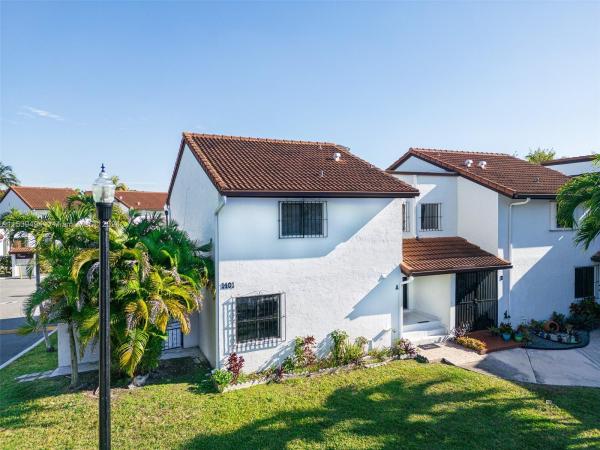 Villa Venezia, 1401 SW 124th Ct #A-9, Tamiami, Florida 33184, image 3
