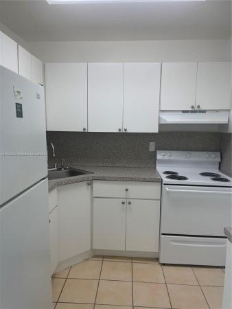 Village Homes & Condos At Palmetto Bay, 17255 SW 95th Ave #454, Palmetto Bay, Florida 33157, image 1
