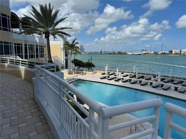 Two Tequesta Point, 808 Brickell Key Dr #607, Miami, Florida 33131, image 3